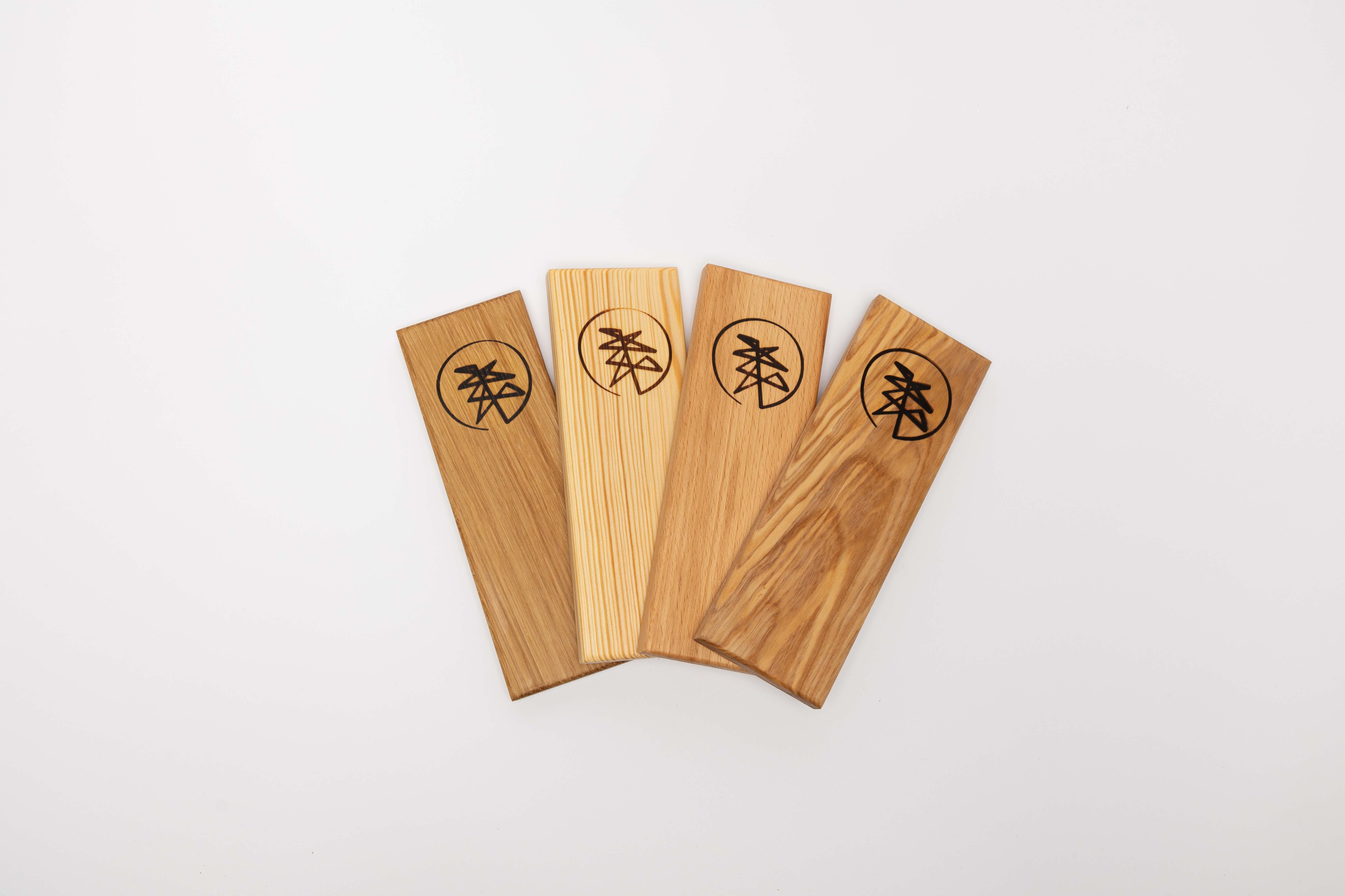 Vollholzbetten im Vergleich: Eiche, Buche, Kiefer oder Esche?